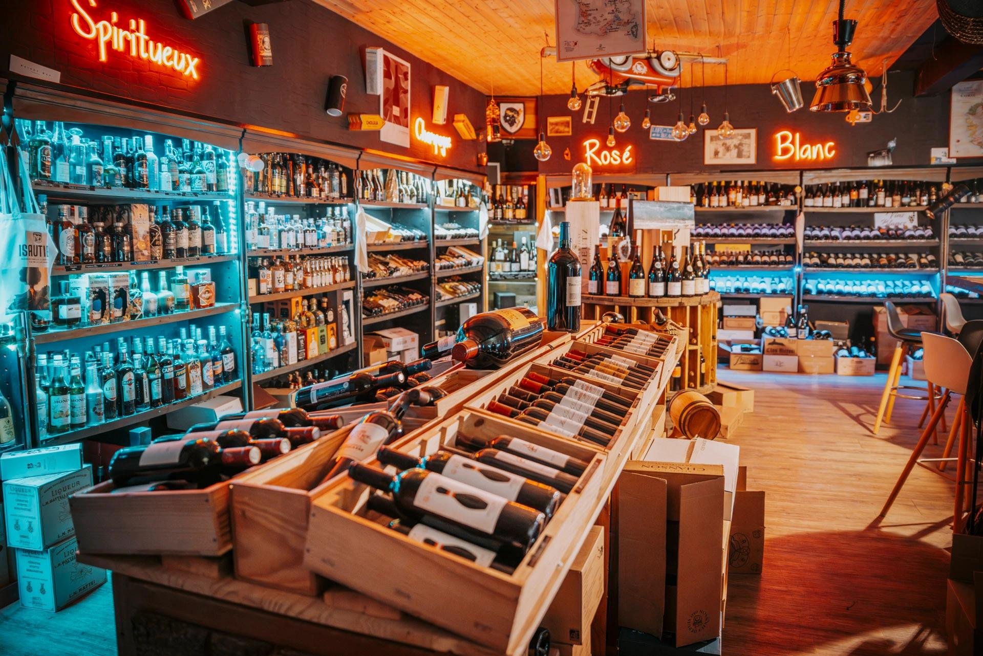 Bouteille de vins dans le magasin Le Clos